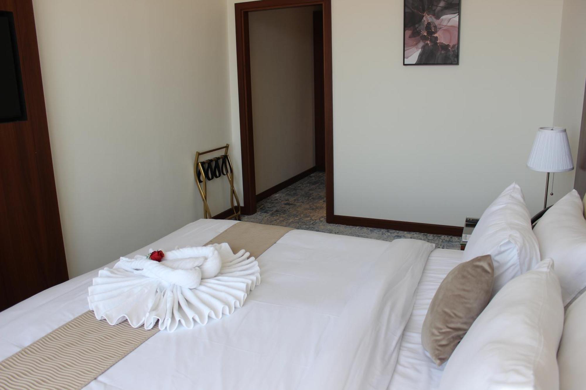 Dolphin Continental Hotel Kuwait City Exterior photo